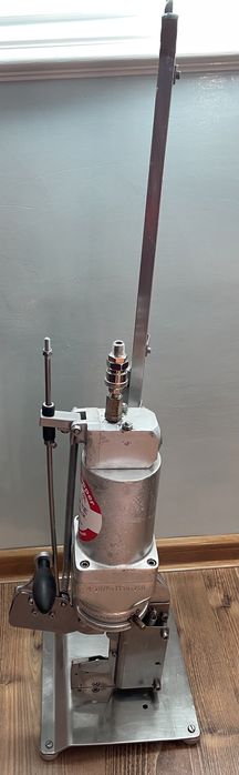 Клипсатор ручной TCNV 200-RF