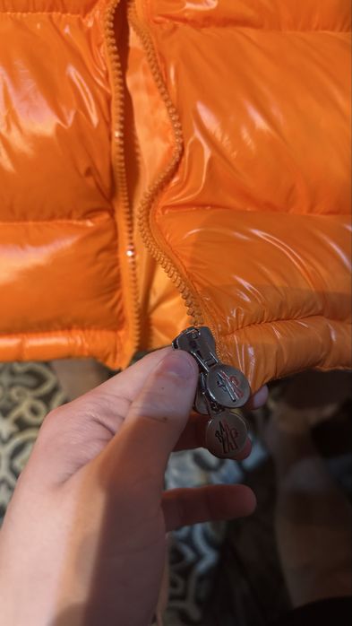 Geaca M.o.n.c.l.e.r XXL  NFC TAG VALID