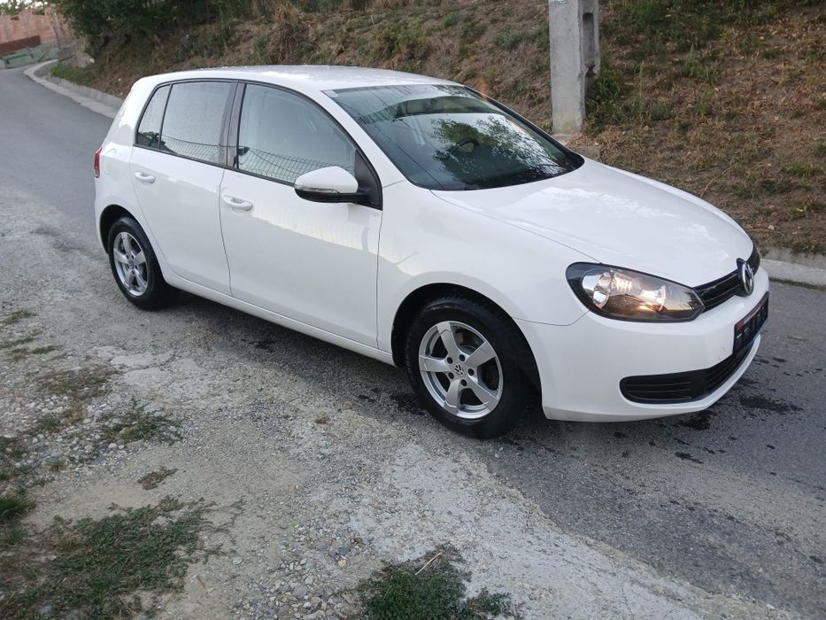 Vw golf 6 ,2010,motor 1,4mpi euro 5 km102000 carte servis