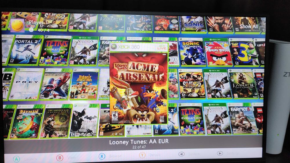 Xbox 360 modat ,43 de jocuri de top,GTA 5,Minecraft,NFS,maneta,cabluri