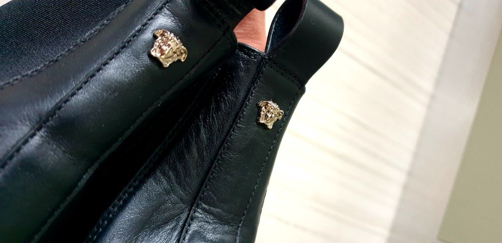 Versace Medusa Leather Ankle Boots 37/23.5см ОРИГИНАЛ Дамски ест. кожа