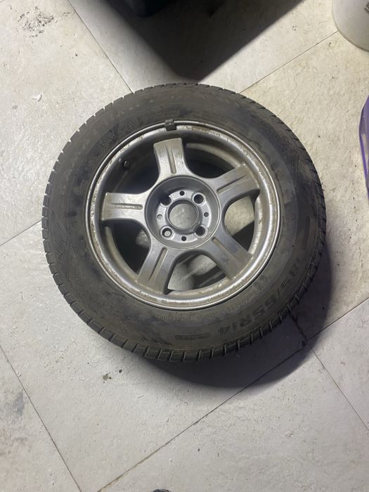 Продам колесо на 14