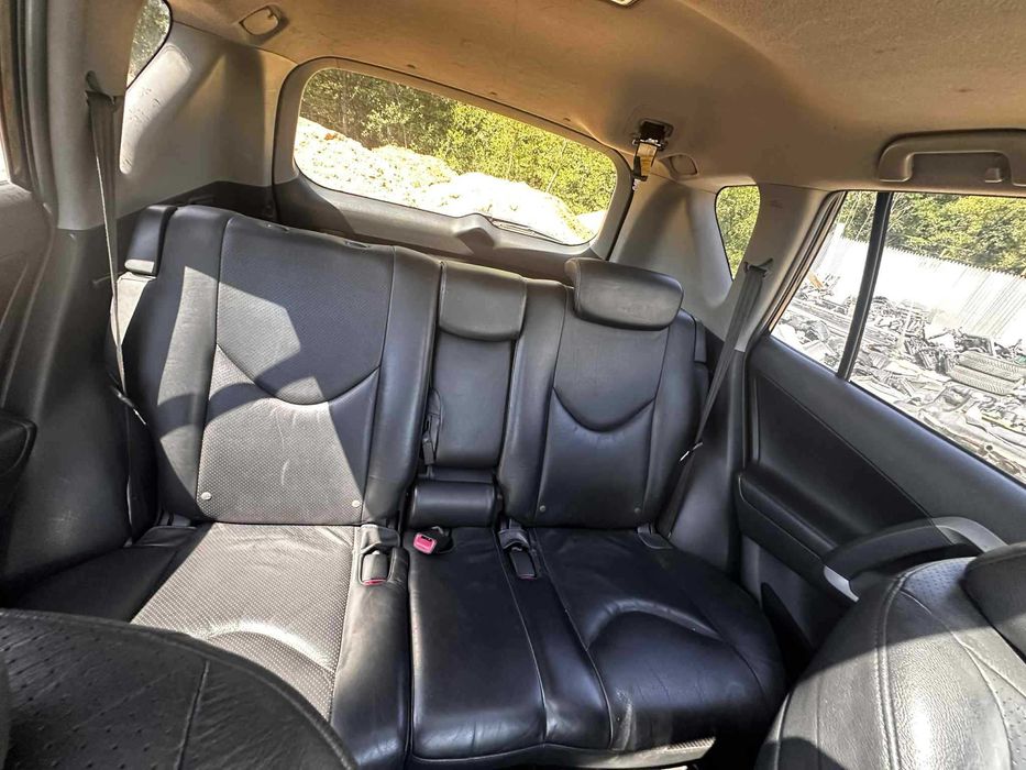 НА Части Toyota RAV4 2007 г  2.2 D-CAT, 177