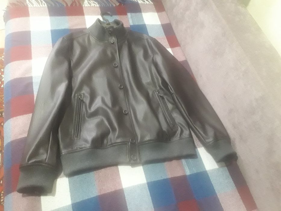 Продам Кожаную куртку