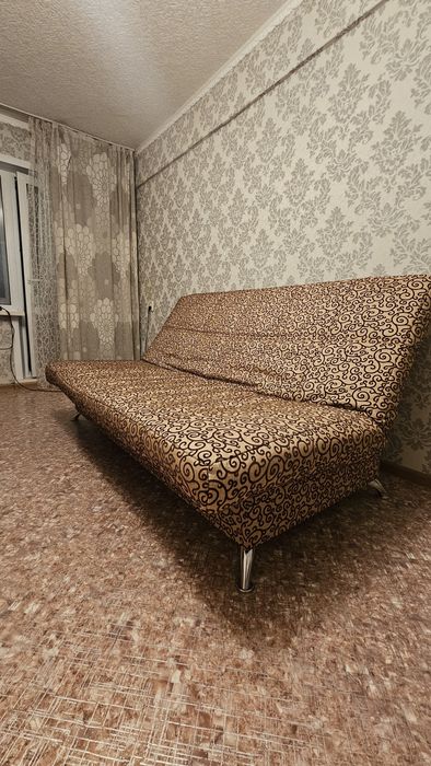 Продам диван книжка