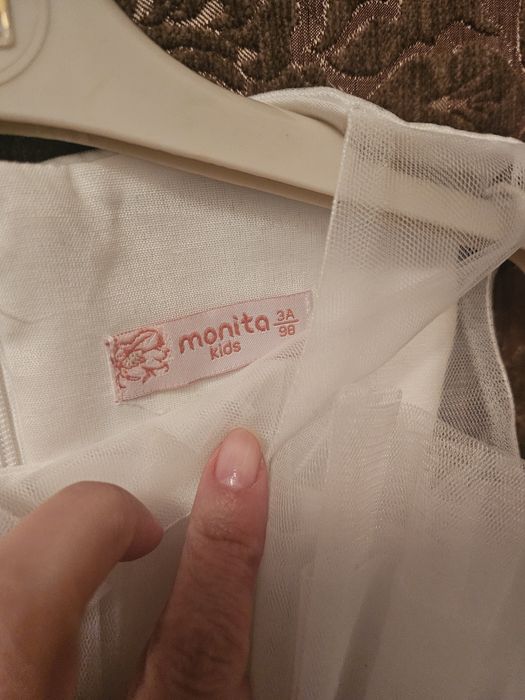 Нарядное платье для девочек