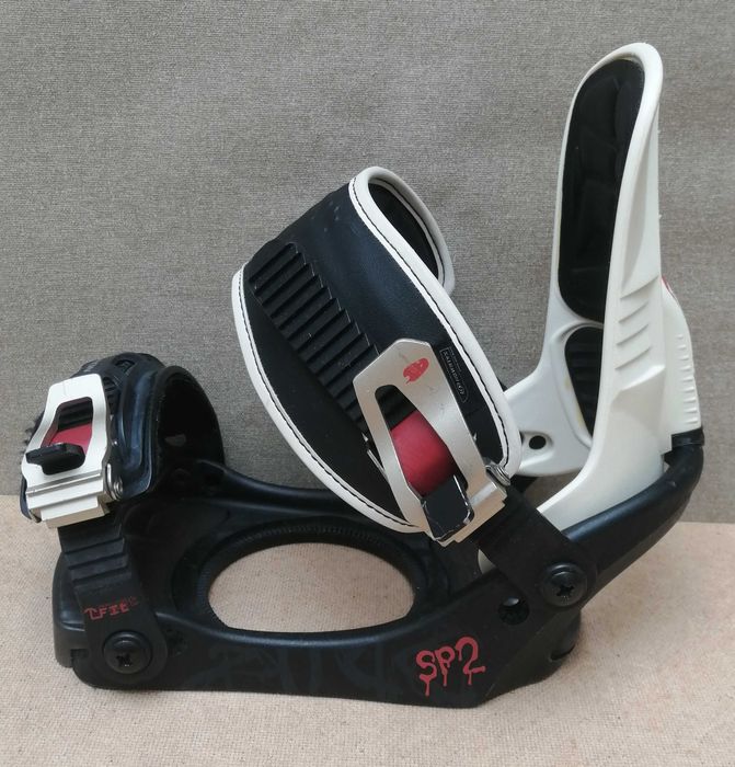 Супер запазени сноуборд автомати Salomon #S/M snowboard bindings