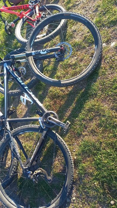 Bicicleta focus cu fox