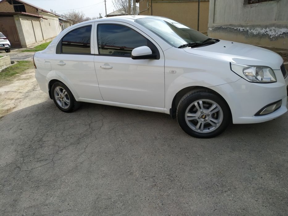 Nexia 3 avtomat 2020 yil 220 min probeg arenda vikup variant beriladi