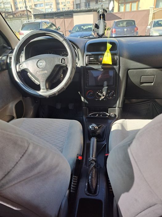 Se vinde opel astra g