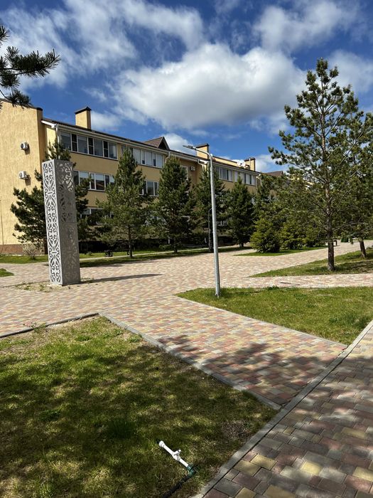 Продам двухуровневую квартиру