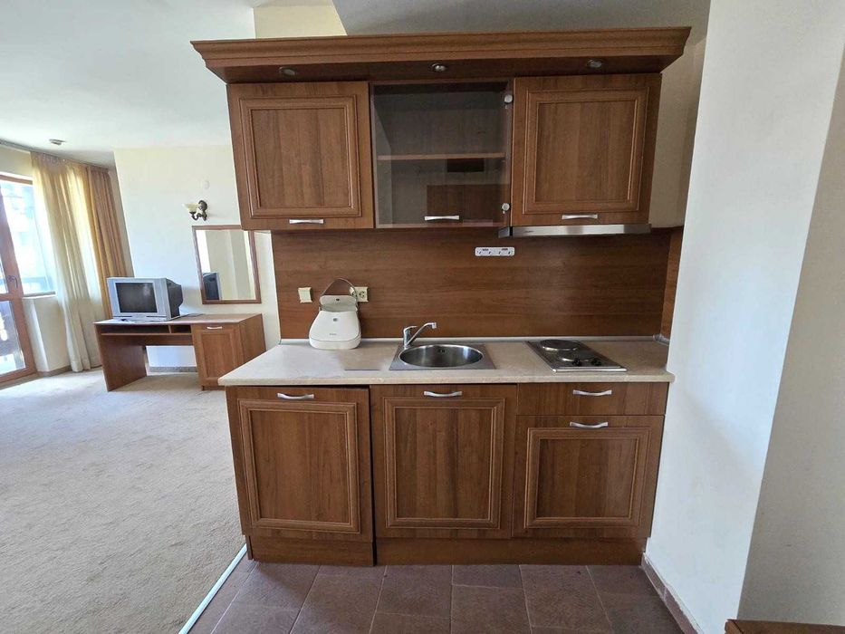 Тристаен апартамент за продажба на 100 метра от Кемпински, Банско