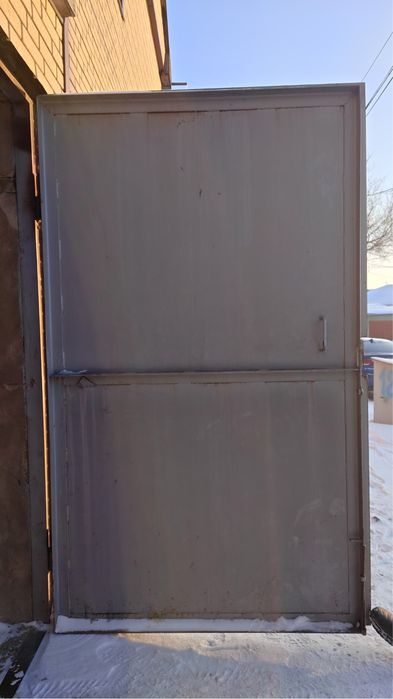 Железные вороты распашные