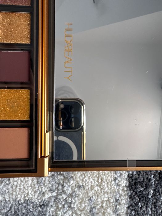 Huda beauty Голяма палитра empowered