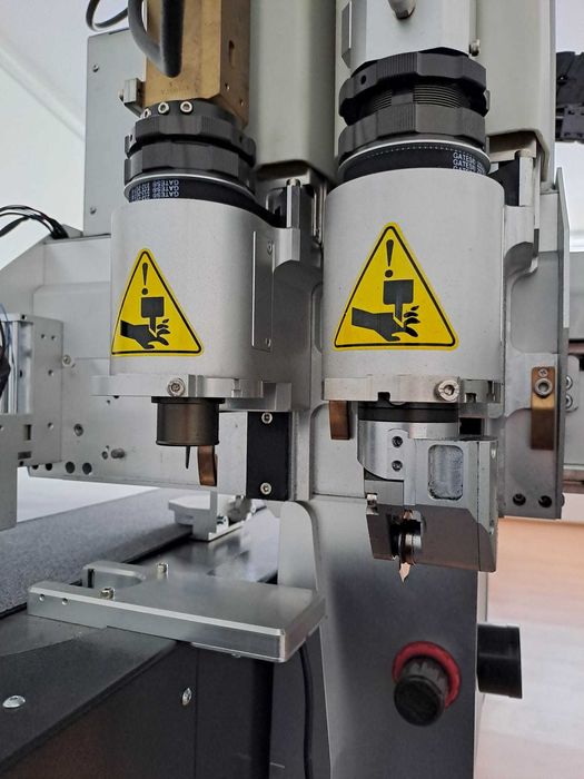 TEXI XYZ 2517 - Cutter intr-un singur strat de material, latime 170 cm