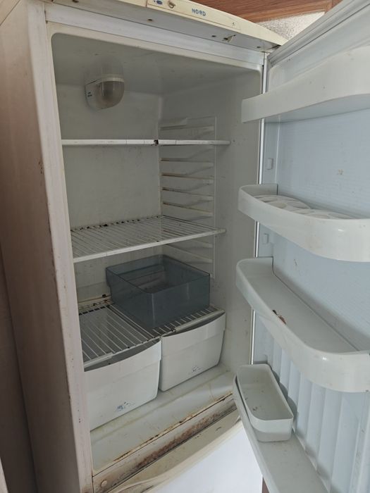 Отдам холодильник