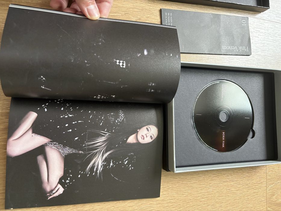 Album Black Pink - Born Pink