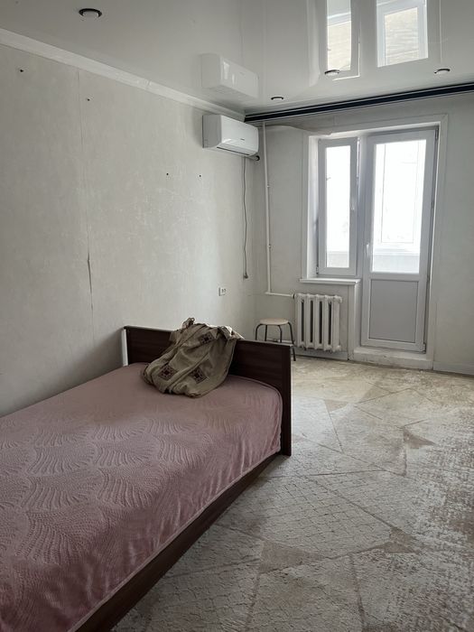 Сдам двух ком кв находиться по Б-Момышулы  .