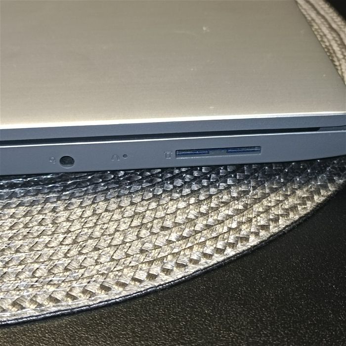 Lenovo IdeaPad 3