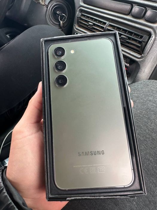 Самсунг s23 5G 256г
