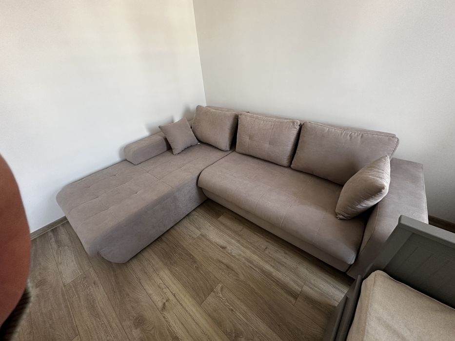 Canapea extensiliba stil colțar , ca noua