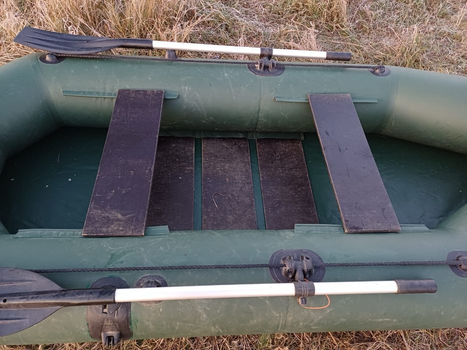 Продам лодку колибри