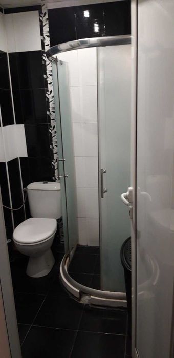 продавам апартамент