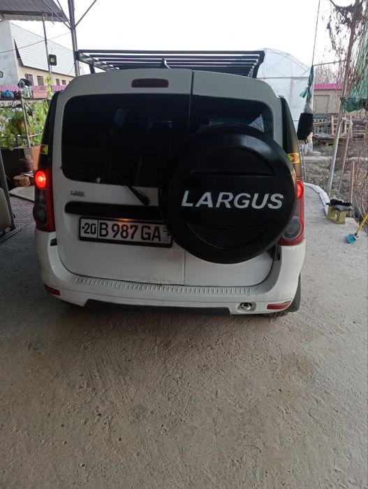 Lada largus 2013 metan gaz