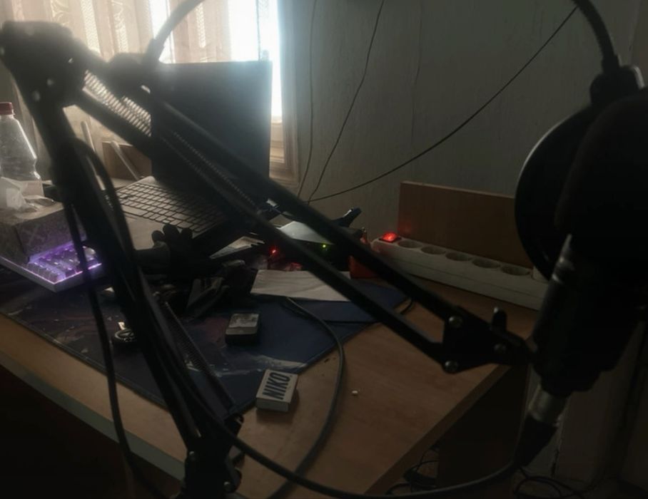 Microfon AT2020 + Placa de sunet