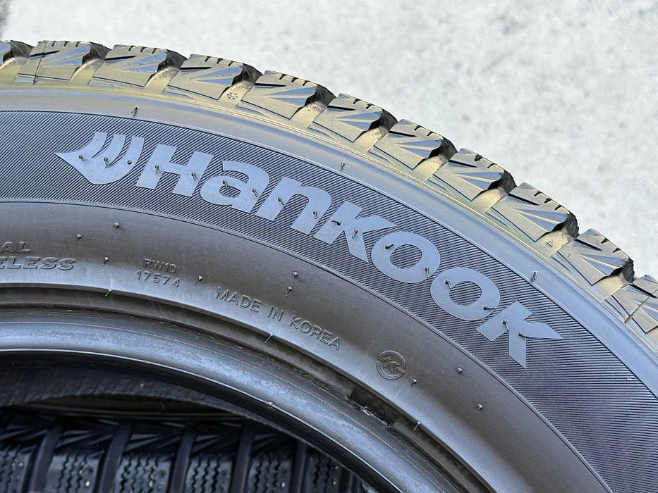 225|60 R17. Kumho I*Cept X.