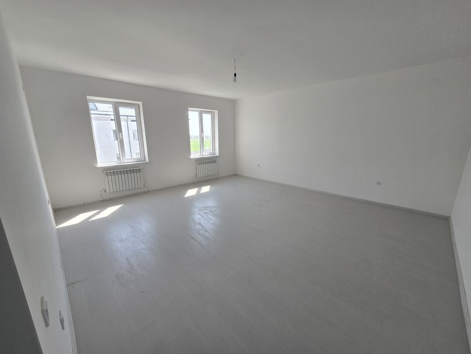 Срочно сдаётся своя (без маклера) 4-х комнатная квартира