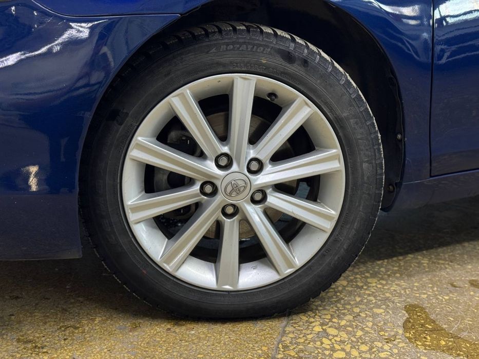 Продам Toyota Camry 40