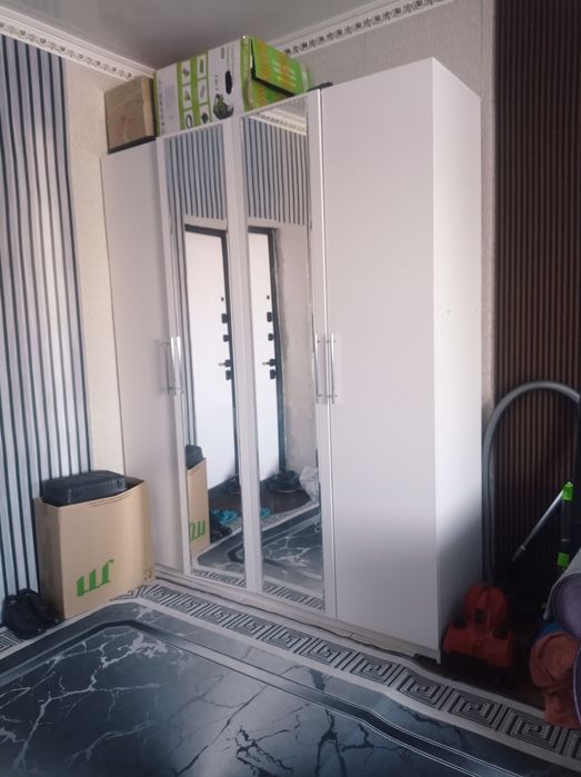 Шкаф в хорошем состоянии