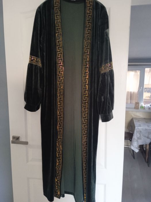 Продам новый чапан