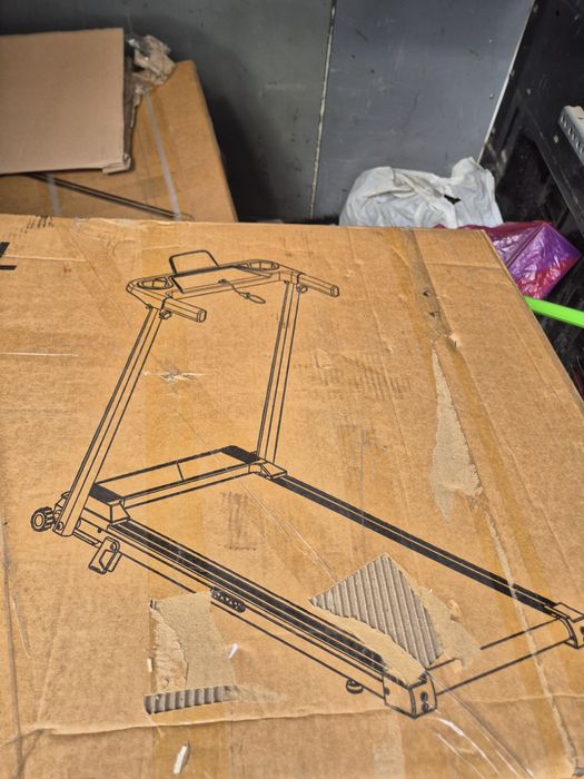 Промо!Сгъваема /Електрическа бягаща пътека, /3.0HP/12KM/H/146кг