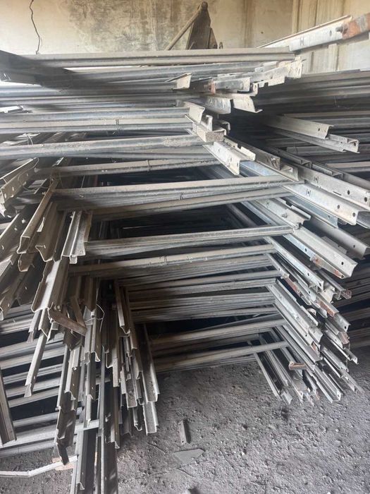 ISSIQXONA anjomlari sotiladi!