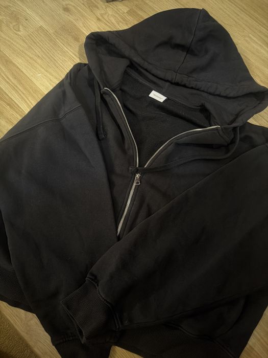 черная зип худи bershka