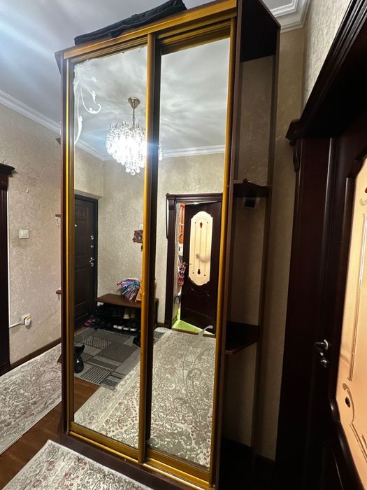 Продам шкаф в прихожую