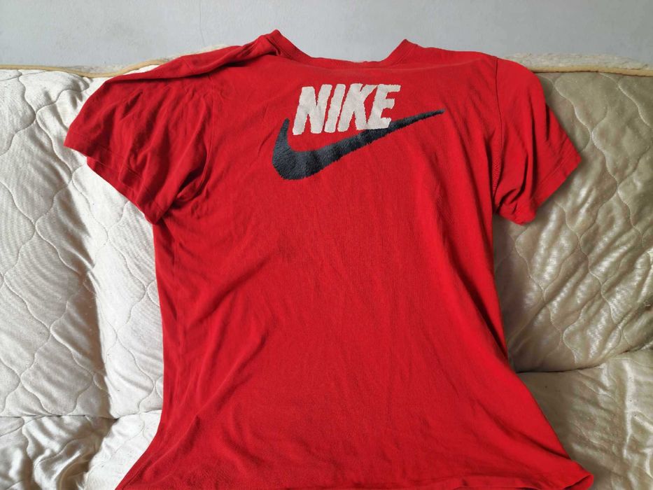 Оригинална тениска Nike Sportswear