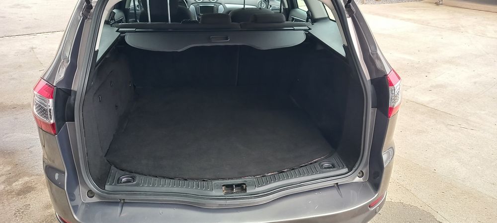 Ford Mondeo 2012 2.0 tdci stare foarte bună