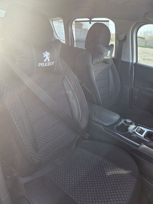 Пежо - 3008  1,6 т д и ,10 м.- 2010 г. ,