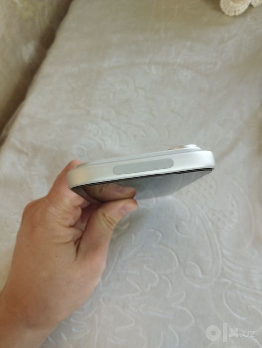 Продам Iphone 17pro 256