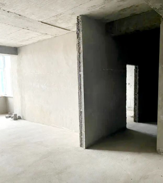 продам 2-х ком. 110кв. 6мкр. 3-этаж