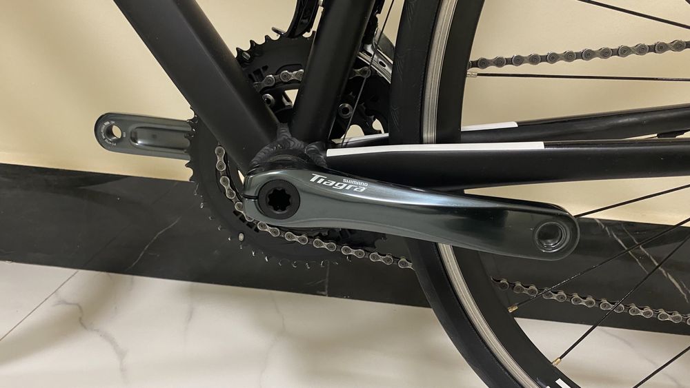 Велосипед гоночный Cube