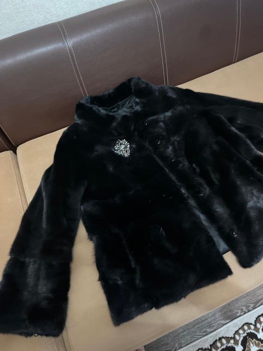 Продам шубу куртку шапки