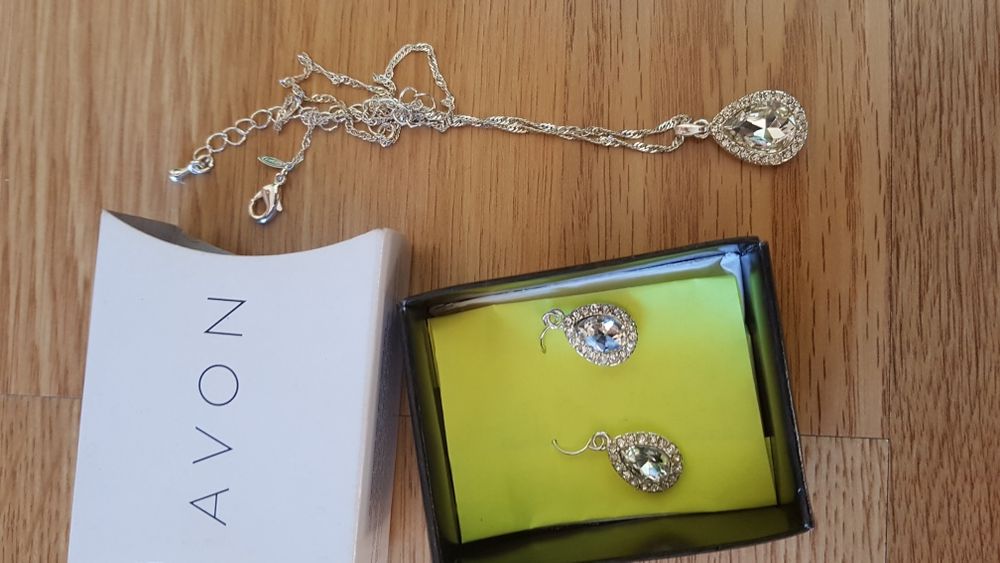 Cercei si lant cu pandantiv