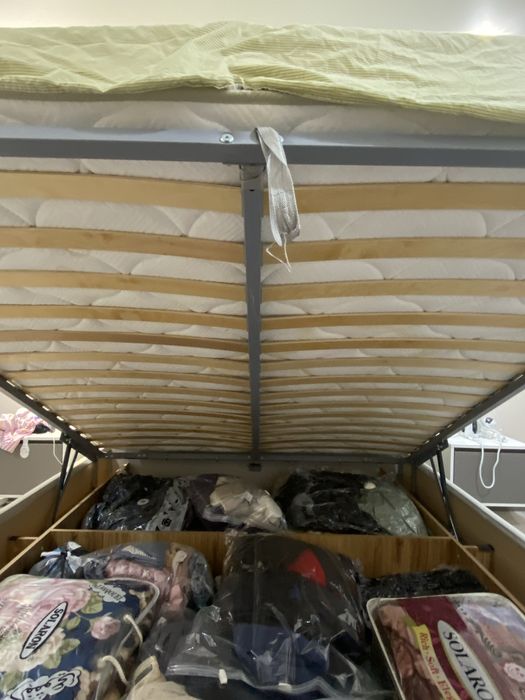 Кровать 180-200 с матрасом ортопед