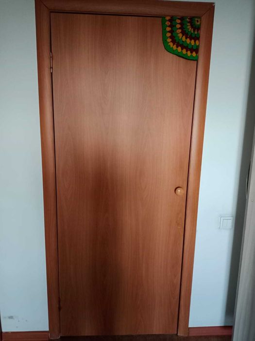 Продам  межкомнатные двери