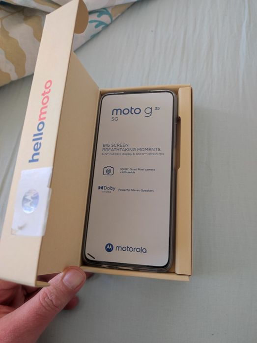 Продавам Моторола g35