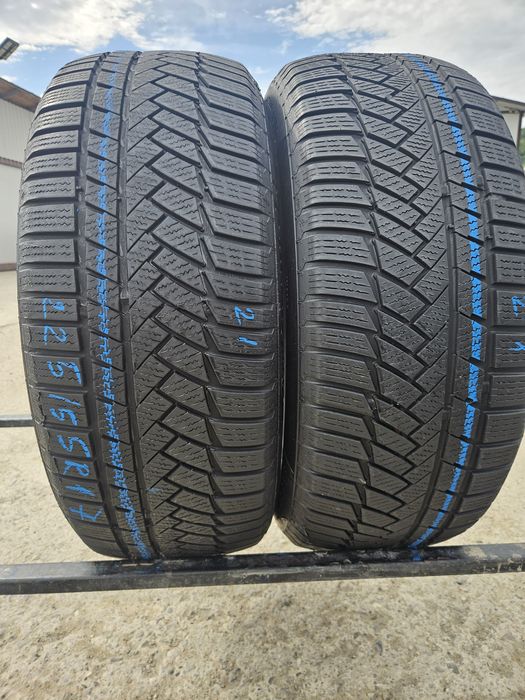 Vând anvelope iarna 225/55/17 225/55r17 CONTINENTAL